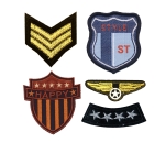 Vaakunat, sotilas- ja Club-tyyli